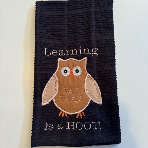Teacher appreciation gift  Black Embroidered Kitchen Towels with Owl and Apple - Picture 4 of 9